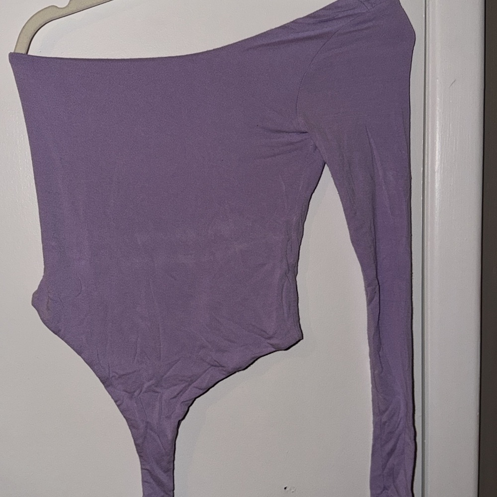 naked wardrobe Lilac One-Shoulder Bodysuit